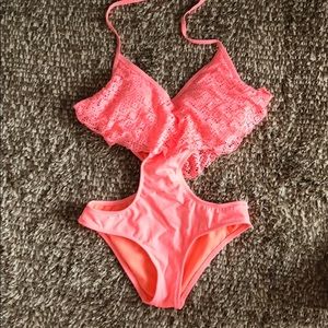 NWOT LA Hearts Coral Monokini